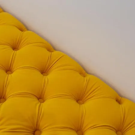 Stupendo- Two Rooms, Patio With Refreshing Pond-center-air Conditioning Lisboa