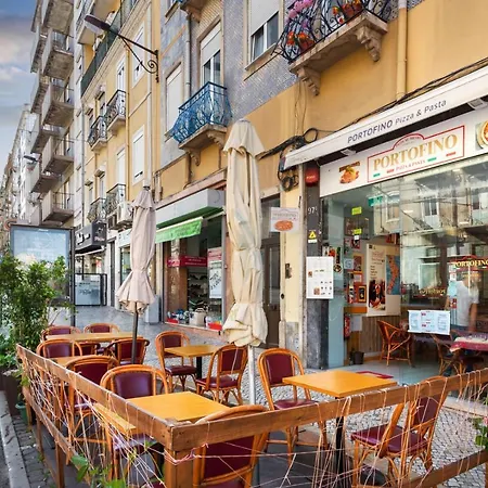 Lejlighed Stupendo- Two Rooms, Patio With Refreshing Pond-center-air Conditioning