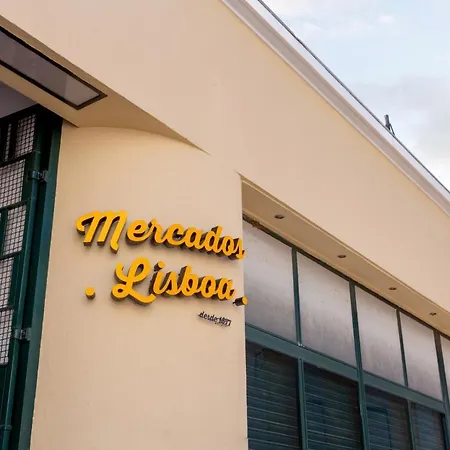 Stupendo- Two Rooms, Patio With Refreshing Pond-center-air Conditioning Lejlighed *